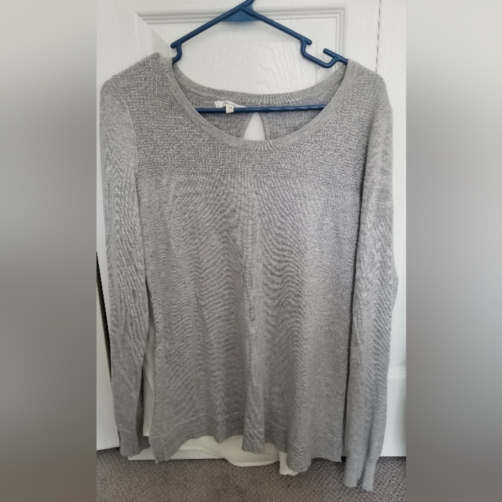 Maurices Sweater with flowy back